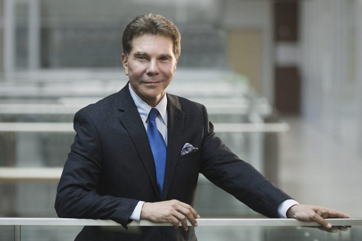 Robert Cialdini – How to Influence & Persuade Anyone - Vunela